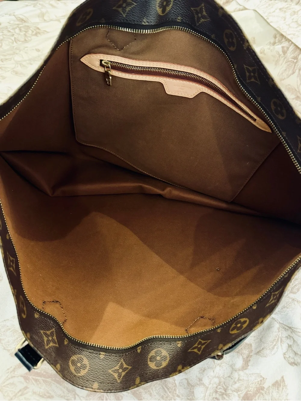 Louis Vuitton All in mm monogram Brown Monogram Canvas Tote with Black Handles - Picture 5 of 9